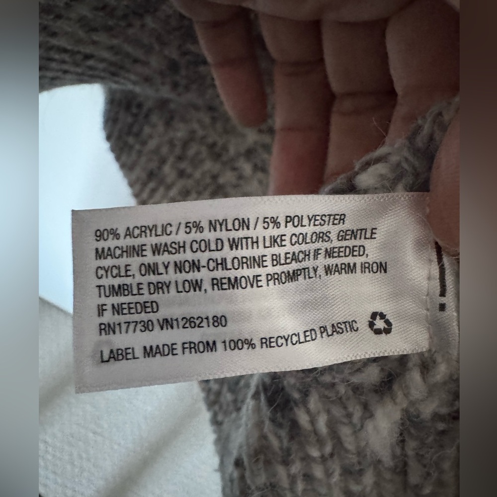 Universal Thread Knit Sweater - Picture 5 of 5